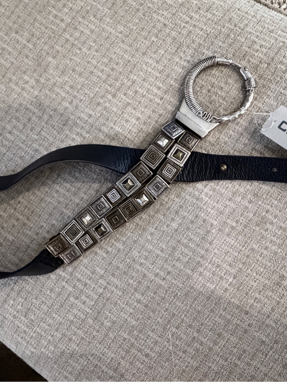 Chico’sSilver Hammered Slouch Belt Medium